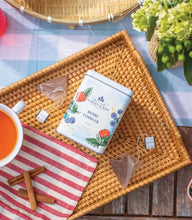 Load image into Gallery viewer, Harney &amp; Sons Berry Cobbler Tea (20 sachets)
