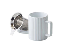 Load image into Gallery viewer, White Ribbed Ceramic Tea Mug with Infuser and Lid (443 ml) - Premium Teas Canada
