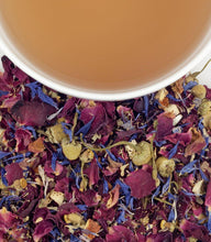 Load image into Gallery viewer, Harney &amp; Sons Mother&#39;s Day Tea (30 Sachets) - Premium Teas Canada
