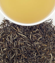 Load image into Gallery viewer, Harney &amp; Sons Jasmine 1lb Loose Tea - Premium Teas Canada
